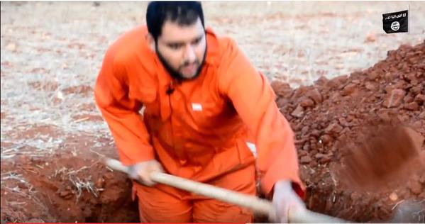 #ISIS Terror Group Release Video Shows A Man Forced To Dig His Own Grave Before Being Shot On Head In #Derna 