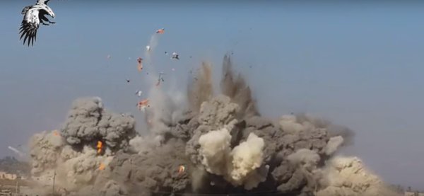 #Iraq Video of a double GBU-31 JDAM strike near Ramadi. 