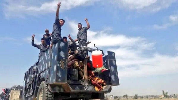 Iraq: Army publishes pictures of 20K federal police forces preparing assault to retake Fallujah 