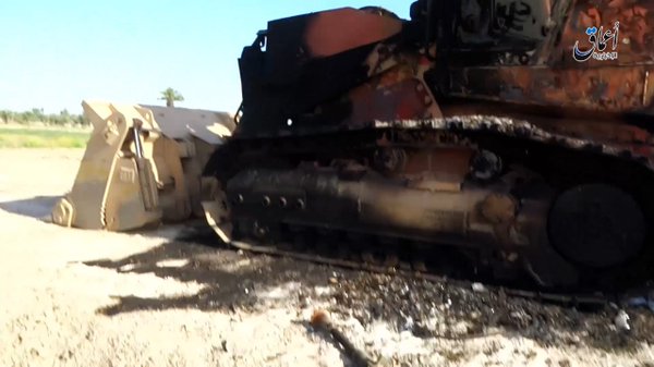 M-113 and the Humvee abandoned/destroyed. At Iraq Falloujah 