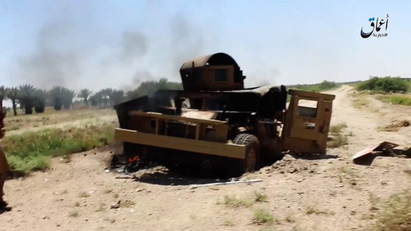 M-113 and the Humvee abandoned/destroyed. At Iraq Falloujah 