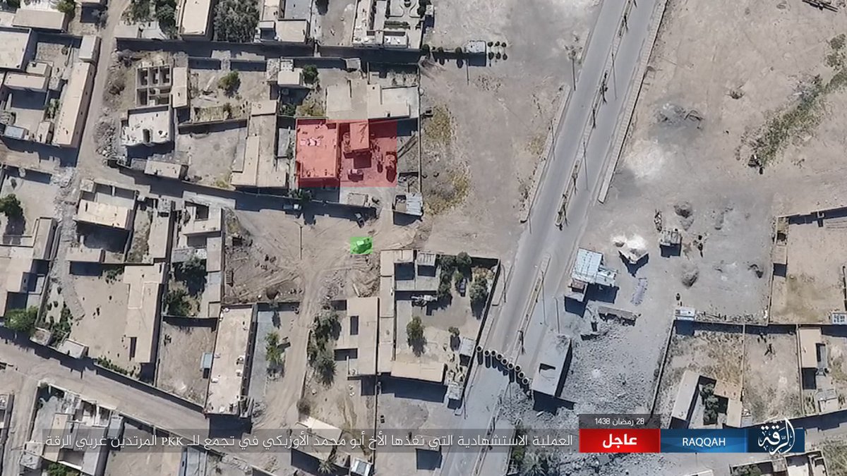 Le SVBIED d\'EI dans le quartier oriental Qaddisiayh attaquant les vehicules et les bâtiments de SDF