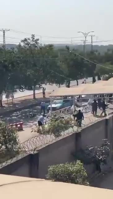 At least 9 deaths and 21 injuries have occurred following an explosion outside the district courts in Islamabad, Pakistan. The explosion is now being investigated as a suspected suicide bombing. - Khorasan Diary