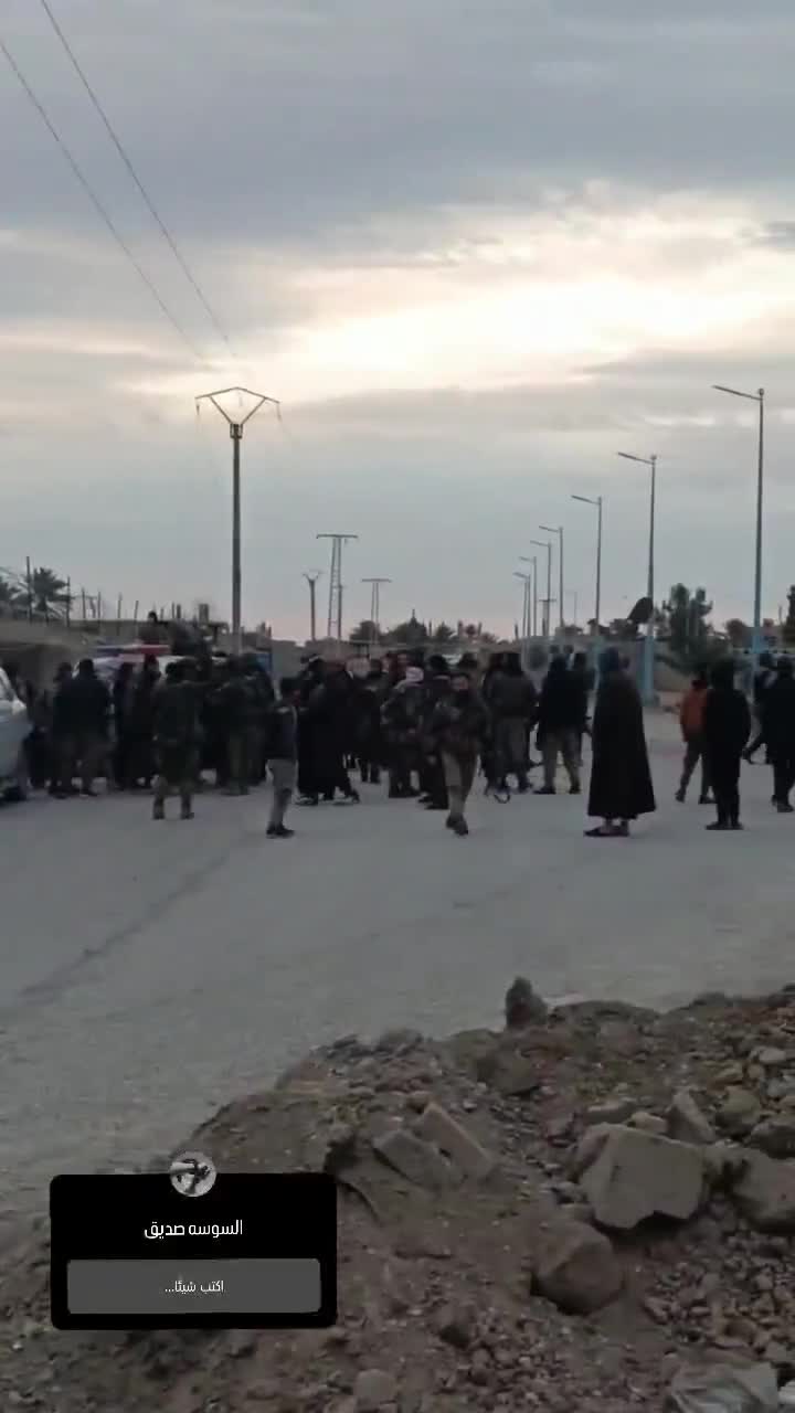 Public security and the Syrian Arab Army in the city of Al-Susah today in Al-Bukamal in Deir ez-Zor
