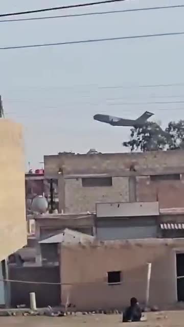 Syria: Today, a heavy airlift aircraft (C-17) was filmed departing the US base in Shadadi (southern Hasakah), amid unofficial reports that the US has begun withdrawing from the site.